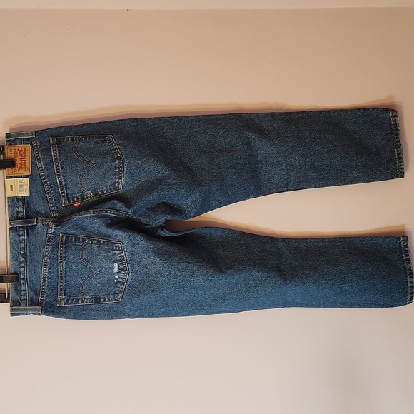 LEVI’S Women’s 501 Original Crop Distressed Denim Jeans, size 30x26 - Picture 4 of 16